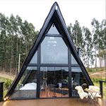 Rumah Segitiga Minimalis Modern Kayu Jati Ukuran 5×7 Meter